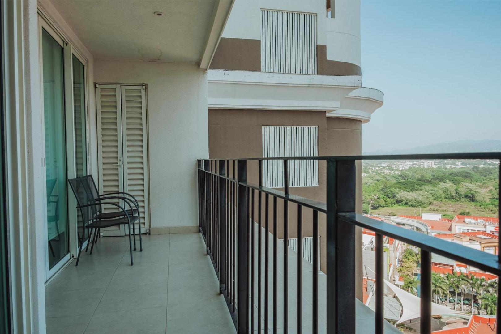 Grand Venetian Beachfront Condos Puerto Vallarta Buitenkant foto