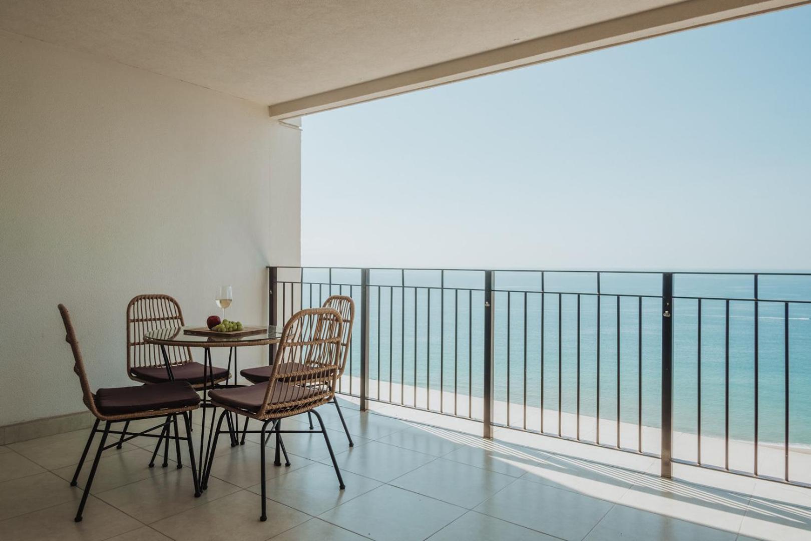 Grand Venetian Beachfront Condos Puerto Vallarta Buitenkant foto