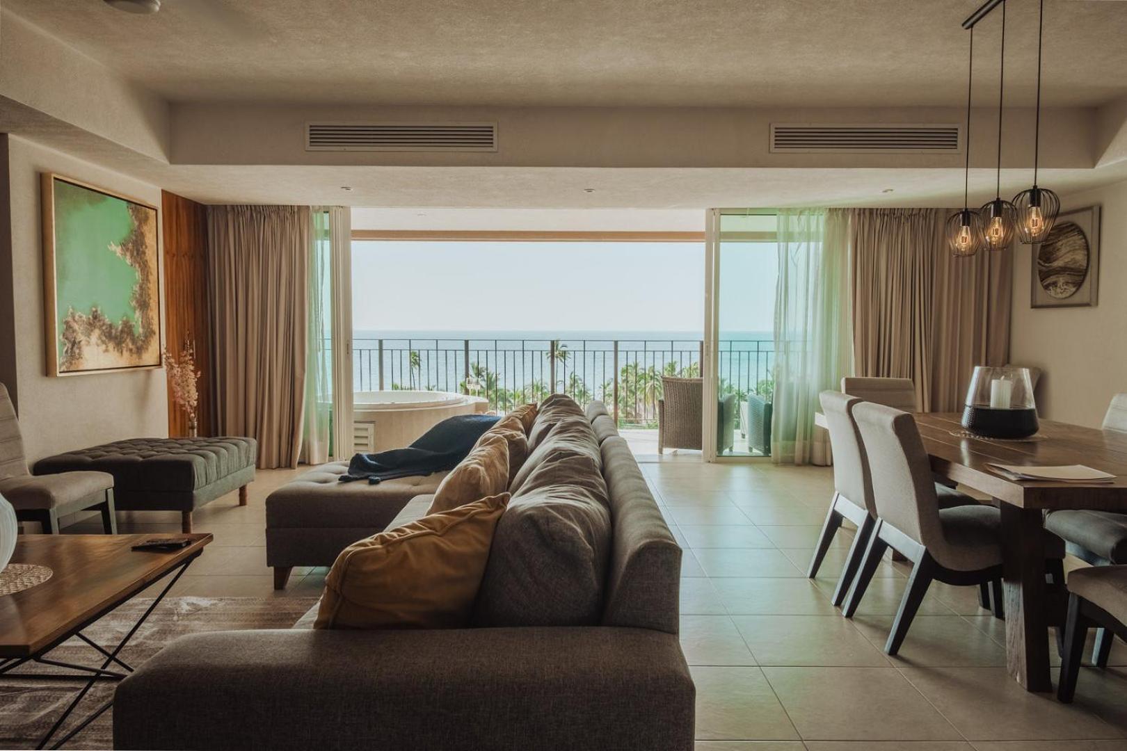 Grand Venetian Beachfront Condos Puerto Vallarta Buitenkant foto