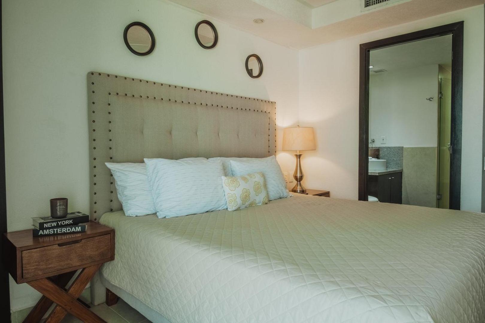 Grand Venetian Beachfront Condos Puerto Vallarta Buitenkant foto